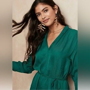 NWT Banana Republic Essential Shift Dress, Forest Green Size M